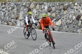 Fotó #2812688 | 04-09-2022 12:10 | Passo Dello Stelvio - Vízesés kanyar Bicajosok