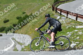 Photo #2385034 | 24-07-2022 15:29 | Passo Dello Stelvio - Waterfall curve BICYCLES