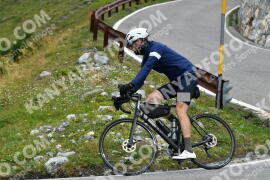 Photo #2689795 | 20-08-2022 11:09 | Passo Dello Stelvio - Waterfall curve BICYCLES