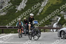 Fotó #3760637 | 08-08-2023 10:38 | Passo Dello Stelvio - Vízesés kanyar Bicajosok