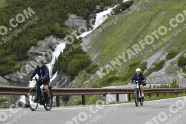 Photo #3111041 | 16-06-2023 10:59 | Passo Dello Stelvio - Waterfall curve BICYCLES