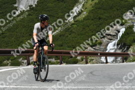 Photo #2203059 | 27-06-2022 11:49 | Passo Dello Stelvio - Waterfall curve BICYCLES