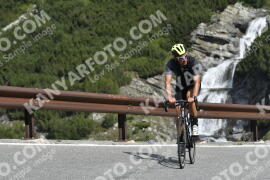 Photo #3555466 | 23-07-2023 10:06 | Passo Dello Stelvio - Waterfall curve BICYCLES