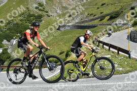 Photo #2416264 | 27-07-2022 10:40 | Passo Dello Stelvio - Waterfall curve BICYCLES