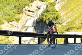 Photo #4003170 | 21-08-2023 09:42 | Passo Dello Stelvio - Waterfall curve BICYCLES