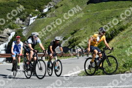 Photo #2183878 | 25-06-2022 09:47 | Passo Dello Stelvio - Waterfall curve BICYCLES