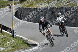 Photo #2752285 | 26-08-2022 11:11 | Passo Dello Stelvio - Waterfall curve BICYCLES
