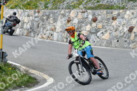 Photo #2198686 | 26-06-2022 14:44 | Passo Dello Stelvio - Waterfall curve BICYCLES