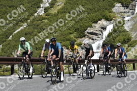 Photo #2113736 | 10-06-2022 11:05 | Passo Dello Stelvio - Waterfall curve BICYCLES