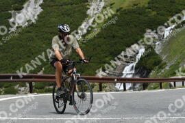 Photo #2202748 | 27-06-2022 11:01 | Passo Dello Stelvio - Waterfall curve BICYCLES