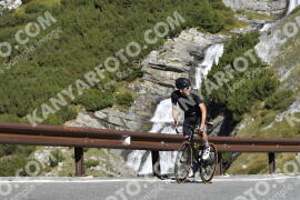 Photo #2873352 | 13-09-2022 10:23 | Passo Dello Stelvio - Waterfall curve BICYCLES