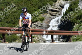 Photo #2184477 | 25-06-2022 10:02 | Passo Dello Stelvio - Waterfall curve BICYCLES