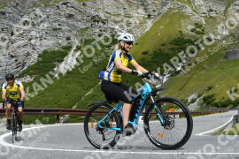 Photo #3926157 | 17-08-2023 10:36 | Passo Dello Stelvio - Waterfall curve BICYCLES