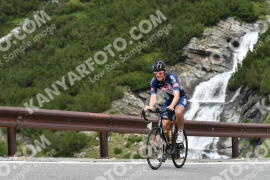 Photo #2207811 | 30-06-2022 11:29 | Passo Dello Stelvio - Waterfall curve BICYCLES