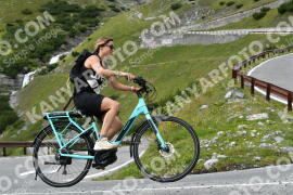 Photo #2411952 | 26-07-2022 14:37 | Passo Dello Stelvio - Waterfall curve BICYCLES