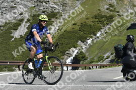 Photo #3225307 | 25-06-2023 09:40 | Passo Dello Stelvio - Waterfall curve BICYCLES
