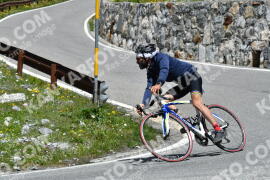 Photo #2203175 | 27-06-2022 12:25 | Passo Dello Stelvio - Waterfall curve BICYCLES