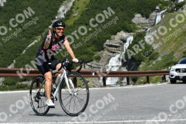 Photo #2382004 | 24-07-2022 10:50 | Passo Dello Stelvio - Waterfall curve BICYCLES