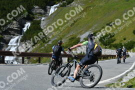 Photo #3988158 | 20-08-2023 14:50 | Passo Dello Stelvio - Waterfall curve BICYCLES