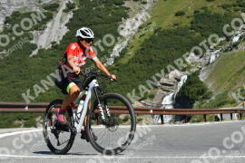 Photo #2368533 | 22-07-2022 09:56 | Passo Dello Stelvio - Waterfall curve BICYCLES