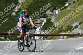 Photo #2606790 | 12-08-2022 12:36 | Passo Dello Stelvio - Waterfall curve BICYCLES