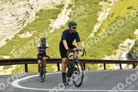 Photo #4049594 | 24-08-2023 09:44 | Passo Dello Stelvio - Waterfall curve BICYCLES