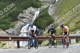 Photo #2576599 | 10-08-2022 09:58 | Passo Dello Stelvio - Waterfall curve BICYCLES