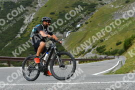 Fotó #4069011 | 25-08-2023 10:46 | Passo Dello Stelvio - Vízesés kanyar Bicajosok