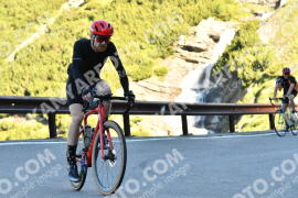 Photo #2183315 | 25-06-2022 09:09 | Passo Dello Stelvio - Waterfall curve BICYCLES