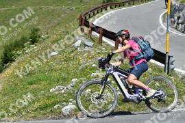 Photo #2355466 | 19-07-2022 12:15 | Passo Dello Stelvio - Waterfall curve BICYCLES