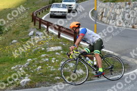 Photo #2371339 | 22-07-2022 13:10 | Passo Dello Stelvio - Waterfall curve BICYCLES