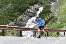 Photo #2205598 | 29-06-2022 11:07 | Passo Dello Stelvio - Waterfall curve