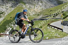 Photo #2306993 | 15-07-2022 10:31 | Passo Dello Stelvio - Waterfall curve BICYCLES
