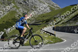 Photo #3540712 | 20-07-2023 10:13 | Passo Dello Stelvio - Waterfall curve BICYCLES