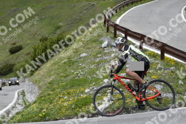 Fotó #2093703 | 05-06-2022 13:04 | Passo Dello Stelvio - Vízesés kanyar Bicajosok
