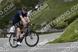 Photo #2131107 | 16-06-2022 10:34 | Passo Dello Stelvio - Waterfall curve BICYCLES