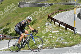 Photo #2409623 | 26-07-2022 11:03 | Passo Dello Stelvio - Waterfall curve BICYCLES