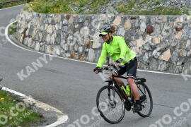 Photo #2206126 | 29-06-2022 14:09 | Passo Dello Stelvio - Waterfall curve BICYCLES