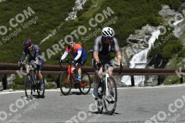 Photo #3230123 | 25-06-2023 11:15 | Passo Dello Stelvio - Waterfall curve BICYCLES