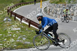 Photo #2410940 | 26-07-2022 12:16 | Passo Dello Stelvio - Waterfall curve BICYCLES