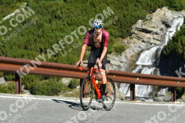 Photo #4003760 | 21-08-2023 09:52 | Passo Dello Stelvio - Waterfall curve BICYCLES
