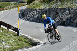 Photo #2412201 | 26-07-2022 10:03 | Passo Dello Stelvio - Waterfall curve BICYCLES