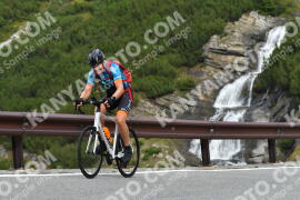 Photo #4280240 | 17-09-2023 09:59 | Passo Dello Stelvio - Waterfall curve BICYCLES