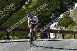 Photo #2722546 | 23-08-2022 15:58 | Passo Dello Stelvio - Waterfall curve BICYCLES