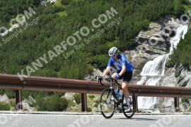 Photo #2379550 | 24-07-2022 13:46 | Passo Dello Stelvio - Waterfall curve BICYCLES