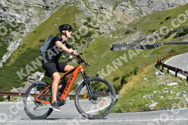 Photo #2667634 | 16-08-2022 10:47 | Passo Dello Stelvio - Waterfall curve BICYCLES