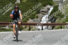 Photo #2148229 | 18-06-2022 11:23 | Passo Dello Stelvio - Waterfall curve BICYCLES