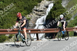 Photo #2183918 | 25-06-2022 09:49 | Passo Dello Stelvio - Waterfall curve BICYCLES