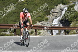 Photo #2751223 | 26-08-2022 10:09 | Passo Dello Stelvio - Waterfall curve BICYCLES
