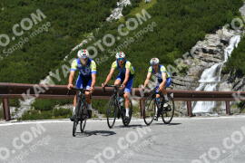 Photo #2432810 | 29-07-2022 12:17 | Passo Dello Stelvio - Waterfall curve BICYCLES